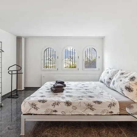 Felice Mit Pool By Interhome